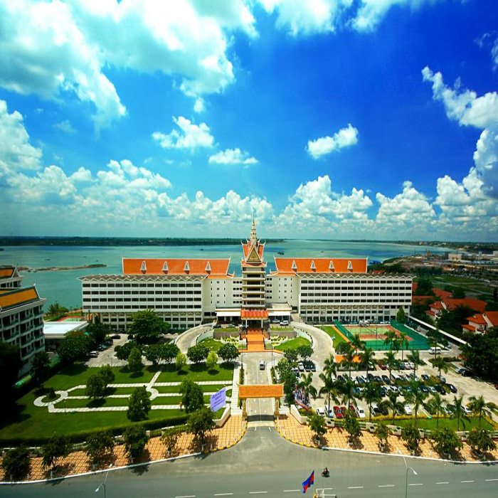 HOTEL CAMBODIANA