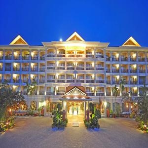 SOMADEVI ANGKOR HOTEL - SOMADEVI ANGKOR HOTEL, Living in Siem Reap, 4-star hotel