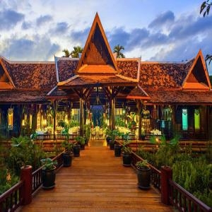 ANGKOR VILLAGE RESORT - ANGKOR VILLAGE RESORT, Living in Siem Reap, 5-star hotel