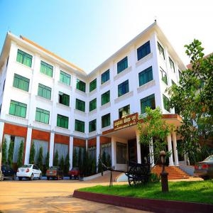 KINGDOM ANGKOR HOTEL - KINGDOM ANGKOR HOTEL, Living in Siem Reap, 4-star hotel