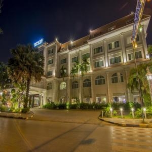 RIVIERA ANGKOR HOTEL - RIVIERA ANGKOR HOTEL, Living in Siem Reap, 4-star hotel