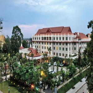 SOKHA ANGKOR HOTEL - SOKHA ANGKOR HOTEL, Living in Siem Reap, 5-star hotel
