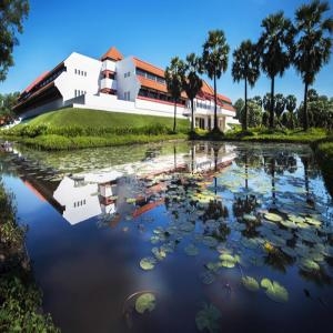 LE MERIDIEN HOTEL - LE MERIDIEN HOTEL, Living in Siem Reap, 5-star hotel