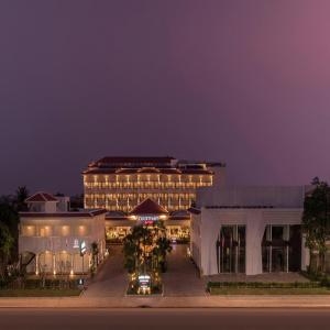 COURTYARD MARRIOTT SIEM REAP - COURTYARD MARRIOTT SIEM REAP, Living in Siem Reap, 5-star hotel 