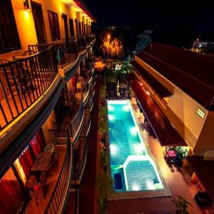 GRAND SIHANOUK VILLE - GRAND SIHANOUK VILLE, Living in Shihanouk Ville, 4-star hotel