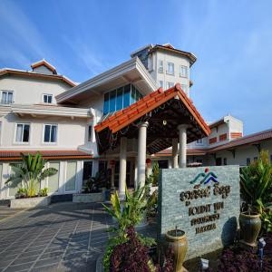 HOLIDAY VILLA NATAYA - HOLIDAY VILLA NATAYA, Living in Shihanouk Ville, 4-star hotel