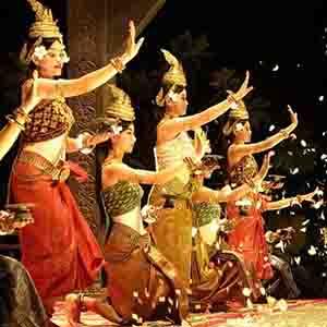 15143575121346_Khmer-dance-performance01.jpg