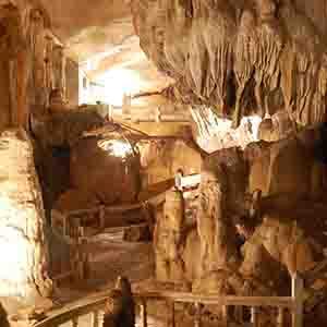 15143592895312_Tham-Xang-caves1.jpg