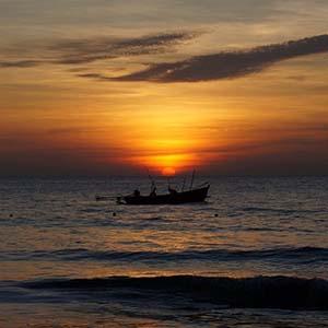 15143646691960_Ngwe-Saung-Beach-Sunset01.jpg